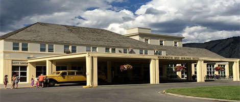 Mammoth Hot Springs Hotel in Yellowstone Park
