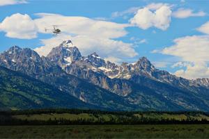 yellowstone helicopter tours