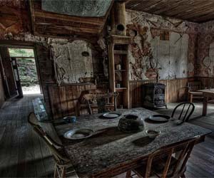 Guided Tours to Garnet Ghost Town Montana