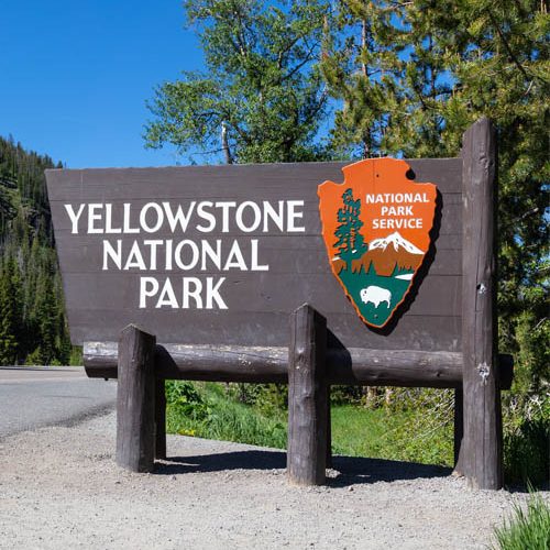 Welcome to Yellowstone Park